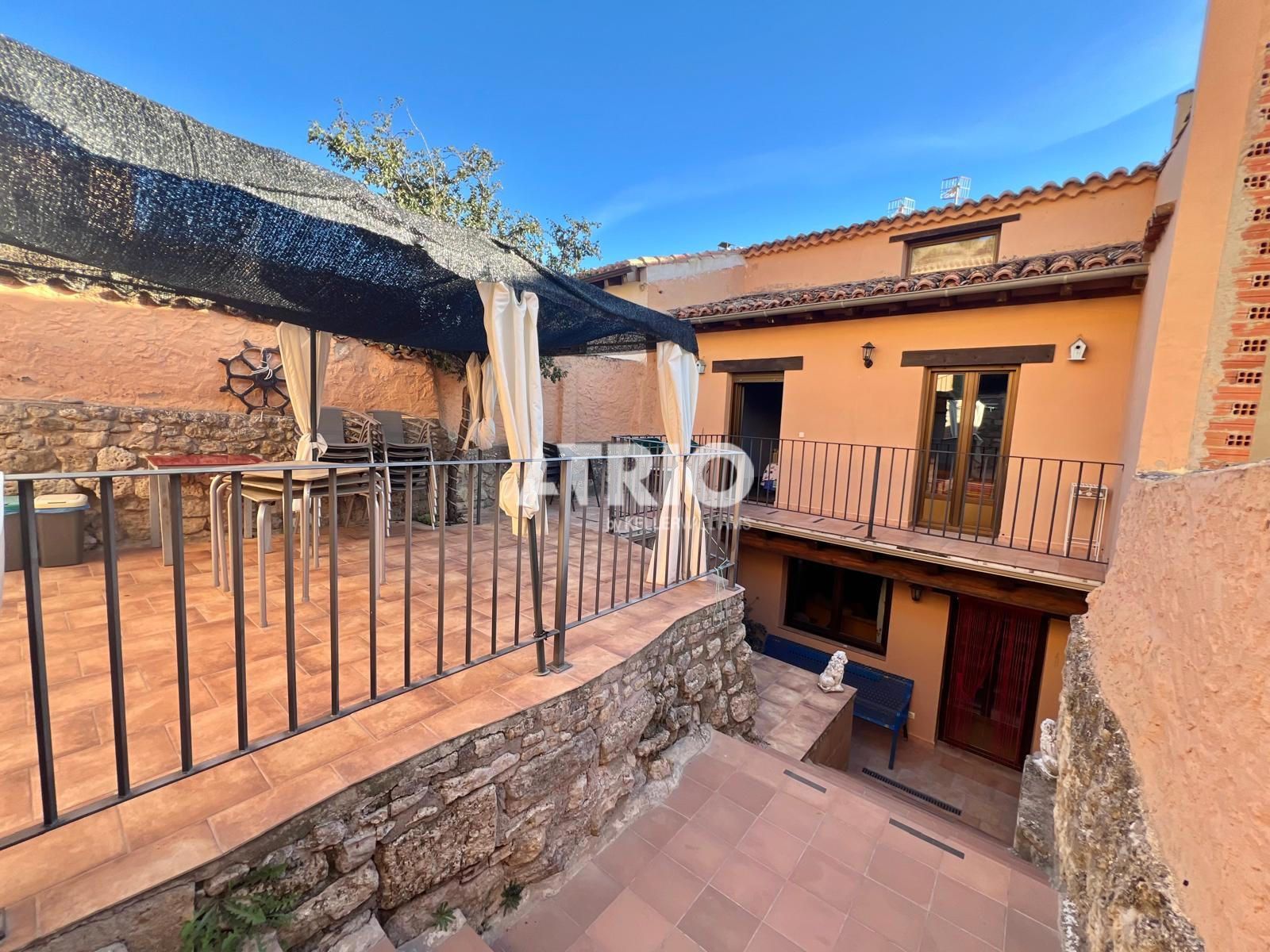 chalet en castrojeriz ·  230000€