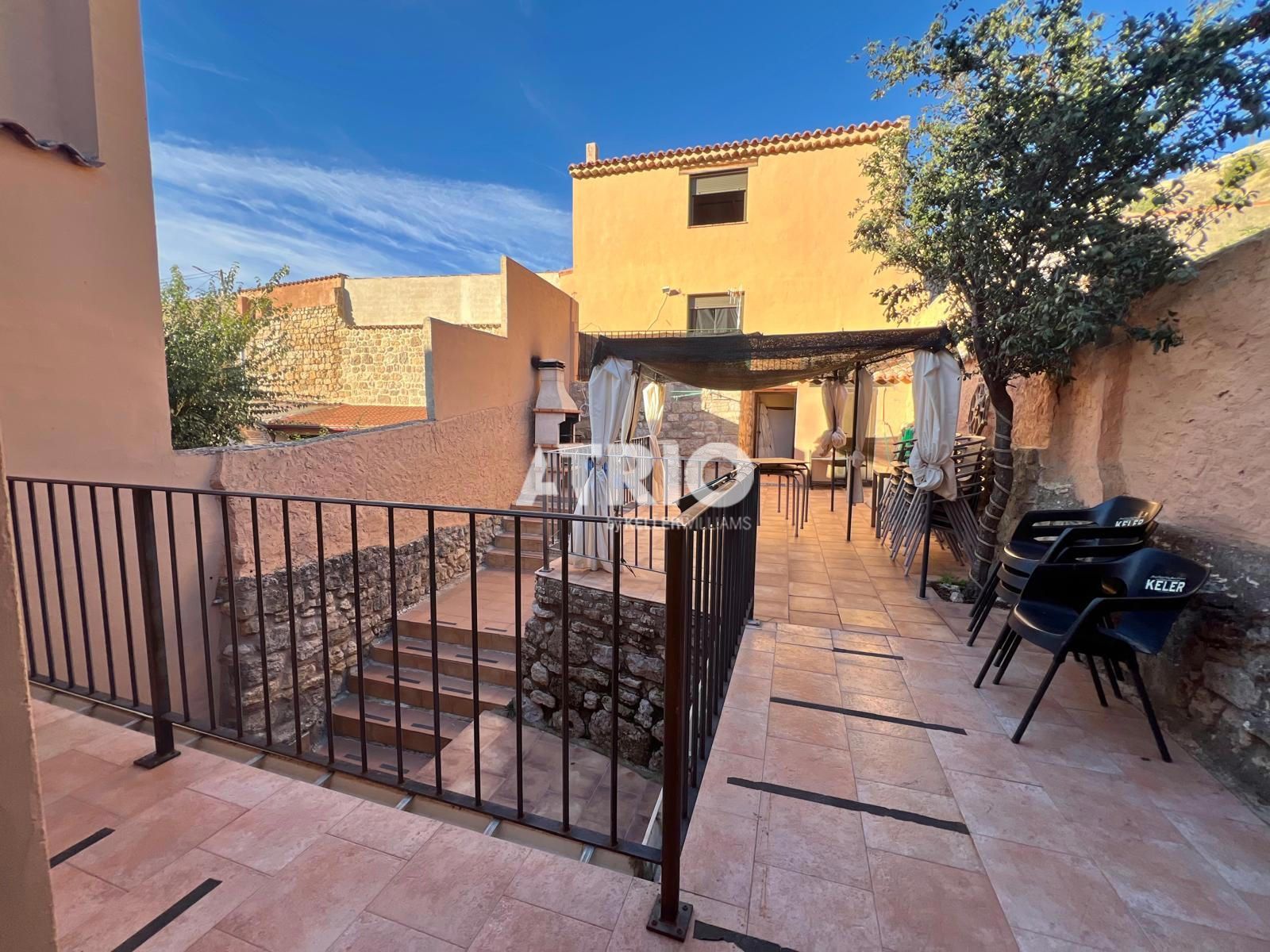 chalet en castrojeriz ·  230000€