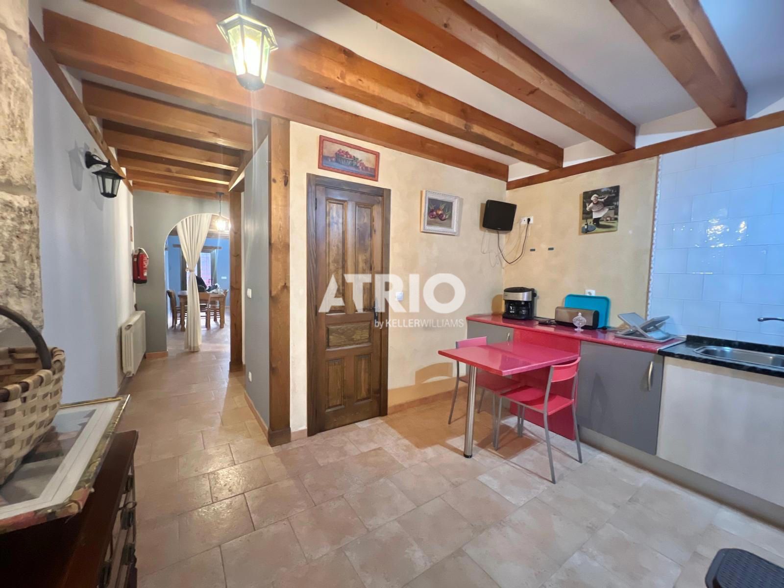 chalet en castrojeriz ·  230000€