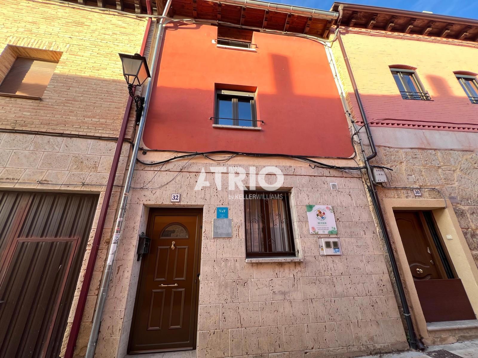 chalet en castrojeriz ·  230000€
