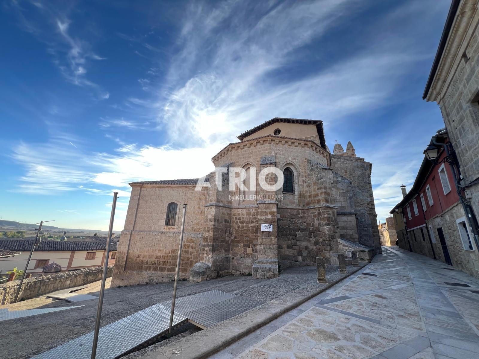 chalet en castrojeriz ·  230000€