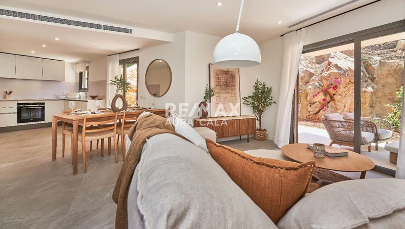 Adosado en venta Esporles, Baleares. Ref: 1912. RE/MAX AURA