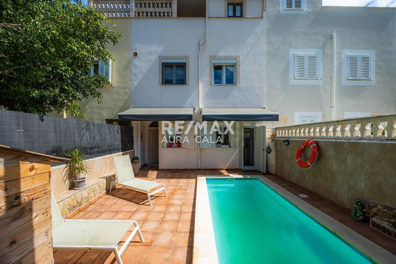 Townhouse for sale Cala Ratjada, Baleares. Ref: 1950. RE/MAX AURA