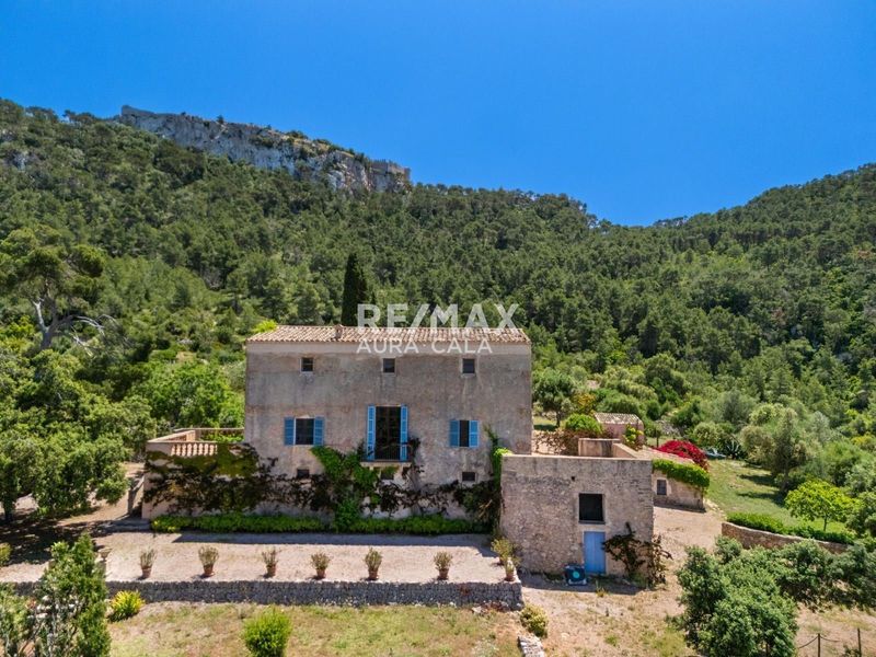 Detached Villa for sale Felanitx, Baleares. Ref: 2073. RE/MAX AURA