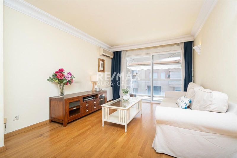 Flat for sale Palma De Mallorca, Baleares. Ref: 2128. RE/MAX AURA