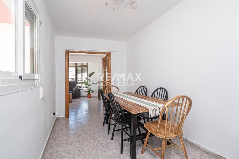 Piso en venta Palma De Mallorca, Baleares. Ref: 2402. RE/MAX AURA