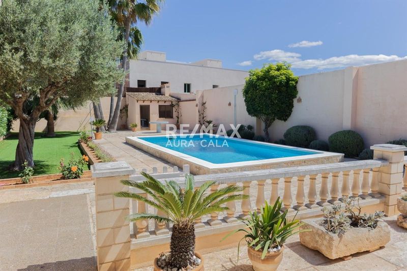 Chalet Independiente en venta Ses Salines, Baleares. Ref: 2406. RE/MAX AURA
