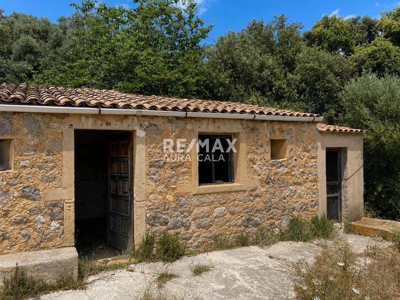House for sale Arta, Baleares. Ref: 2418. RE/MAX AURA