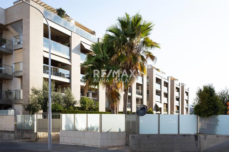 Piso en venta Palma De Mallorca, Baleares. Ref: 2448. RE/MAX AURA