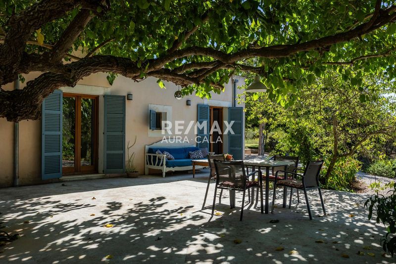 Chalet Independiente en venta Manacor, Baleares. Ref: 2455. RE/MAX AURA