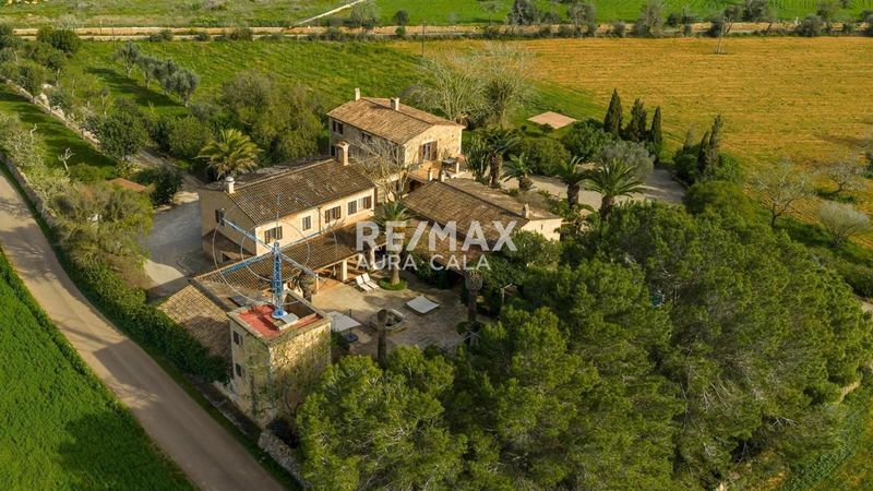 Detached Villa for sale Campos, Baleares. Ref: 2461. RE/MAX AURA