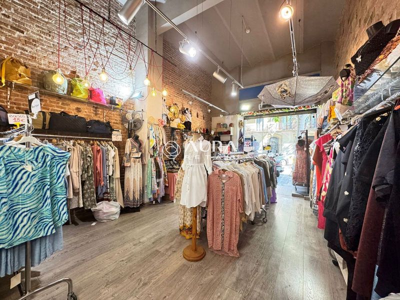 Local Comercial en traspàs Barcelona. Ref: 1019. AURA RETAIL