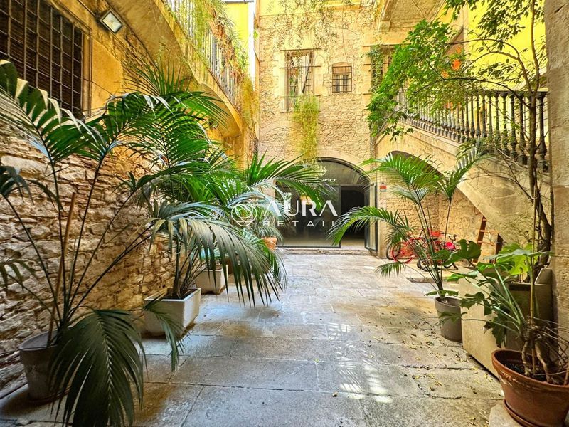 Local Comercial en lloguer Barcelona. Ref: 1025. AURA RETAIL