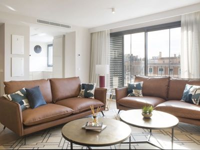 Pis en venda Barcelona. Ref: 1048. AURA RETAIL