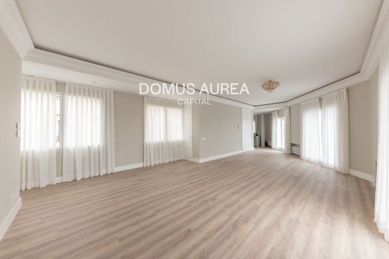 Penthouse for rent Madrid. Ref: 3980. Domus Aurea Capital