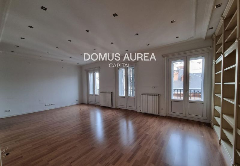 Flat for rent Madrid. Ref: 4671. Domus Aurea Capital
