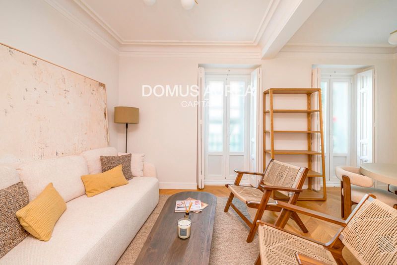 Flat for sale Madrid. Ref: 5061. Domus Aurea Capital