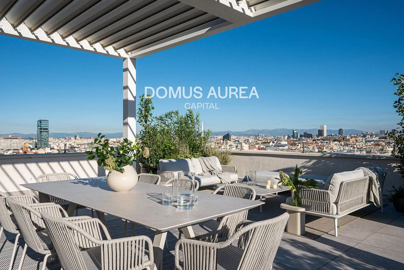 Ático en venta Madrid. Ref: 5261. Domus Aurea Capital