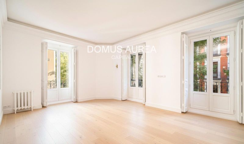 Piso en venta Madrid. Ref: 5427. Domus Aurea Capital