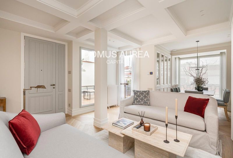 Penthouse for sale Madrid. Ref: 5489. Domus Aurea Capital