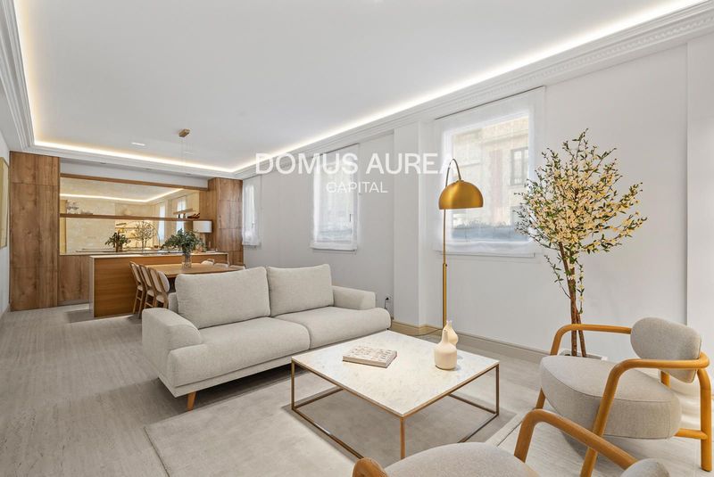 Piso en venta Madrid. Ref: 5600. Domus Aurea Capital