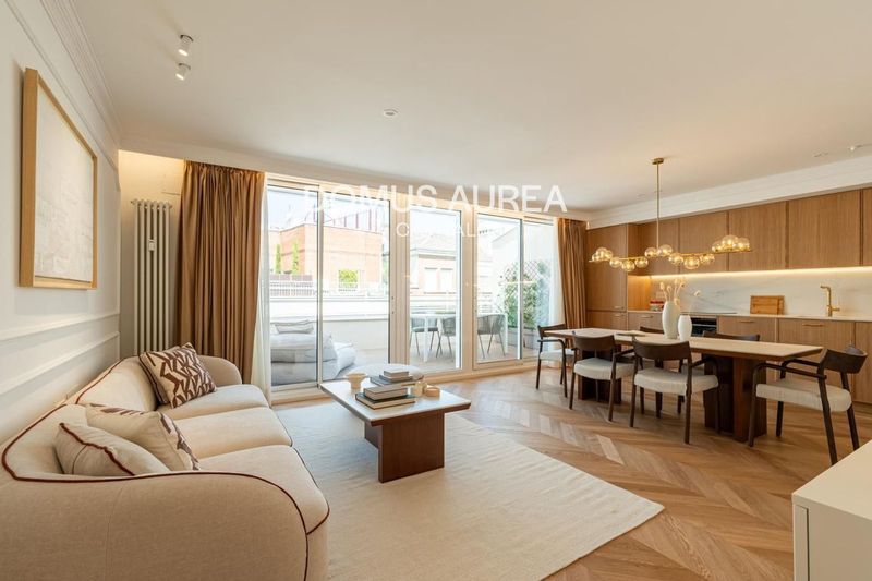 Ático en venta Madrid. Ref: 5616. Domus Aurea Capital