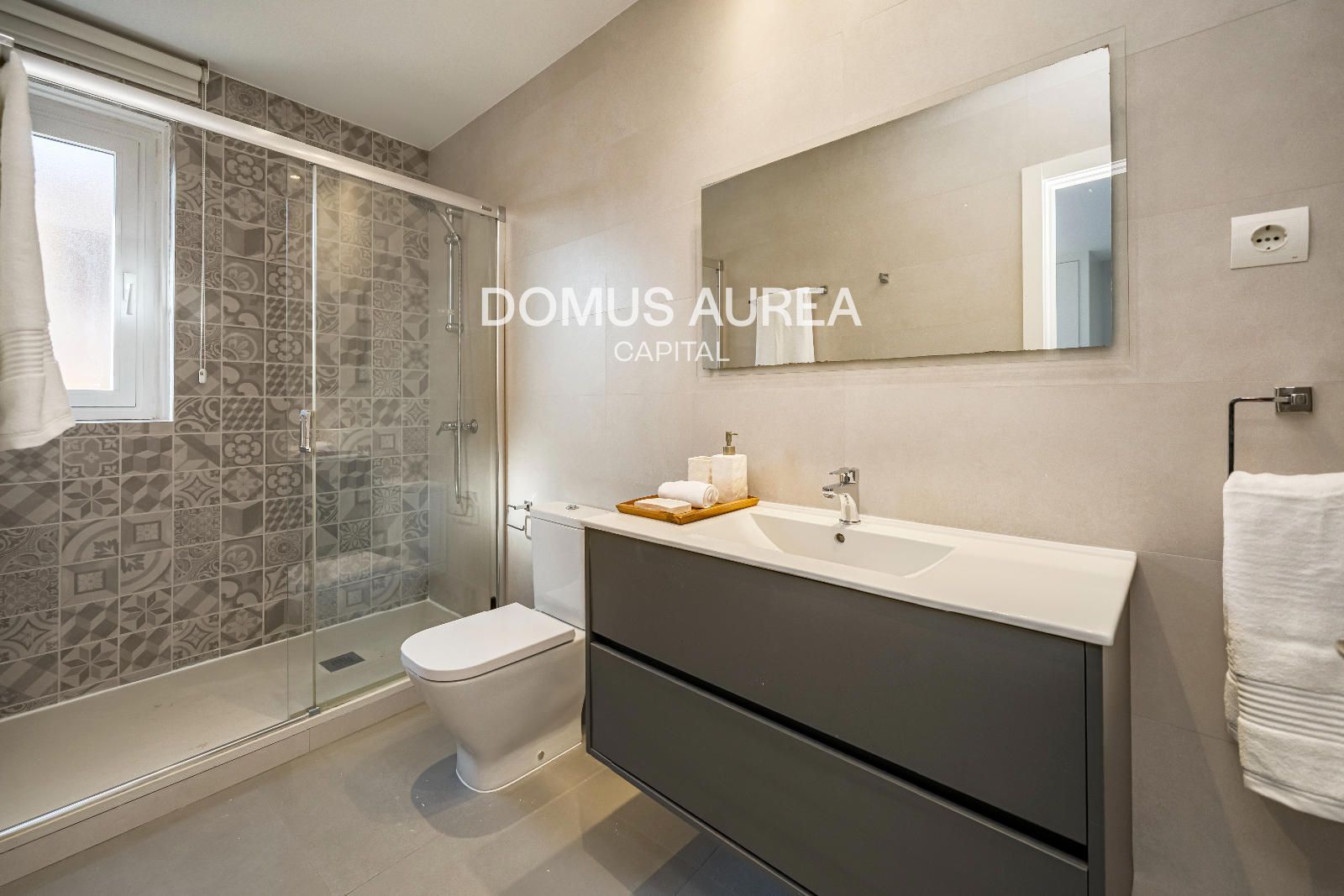 Piso en venta en Madrid (Centro) - Foto 13