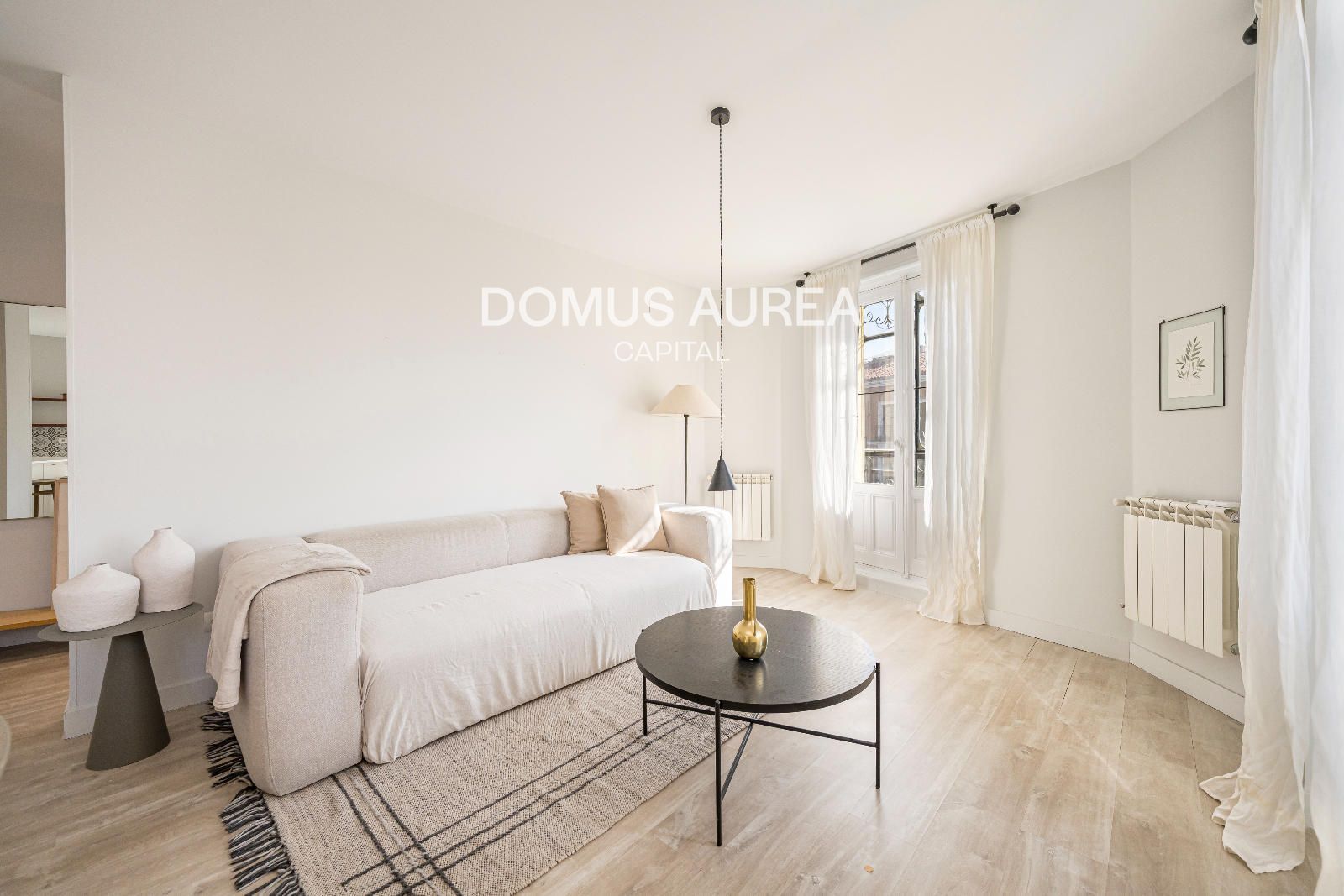 Piso en venta en Madrid (Centro) - Foto 2