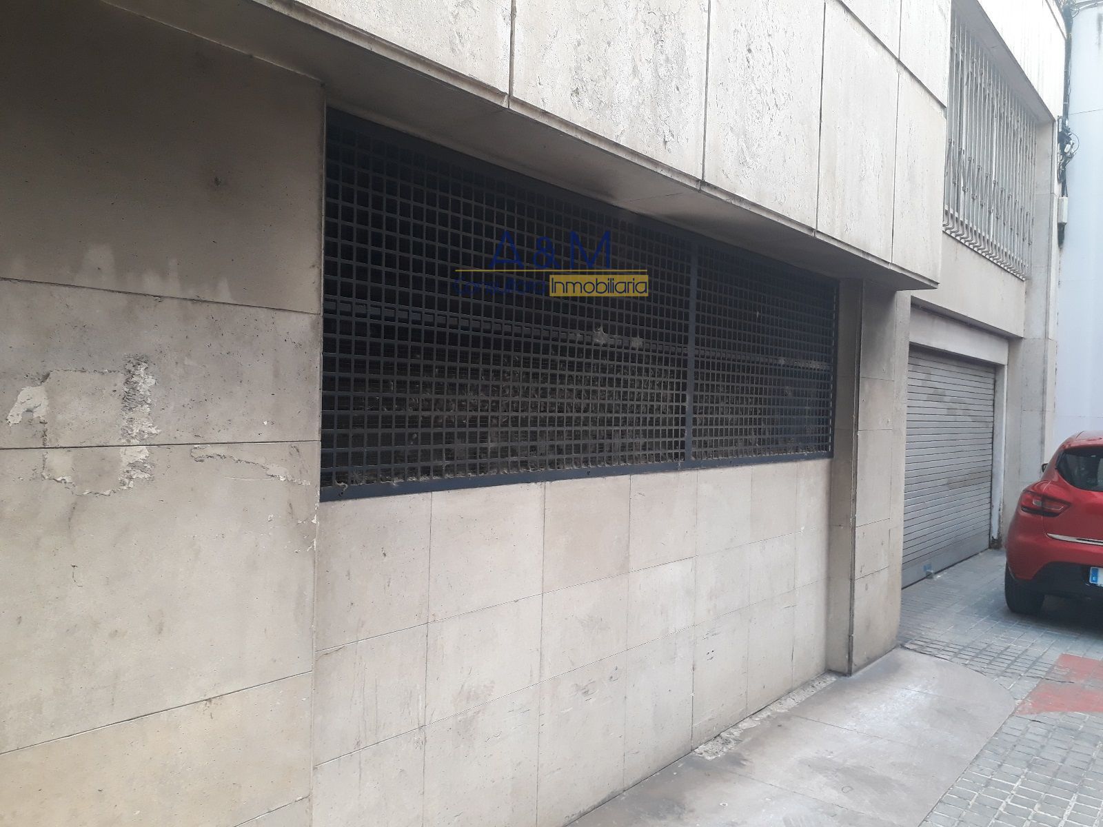 VENTA DE LOCAL EN RENTABILIDAD EN EL PASEO ZORRILLA - Foto 3