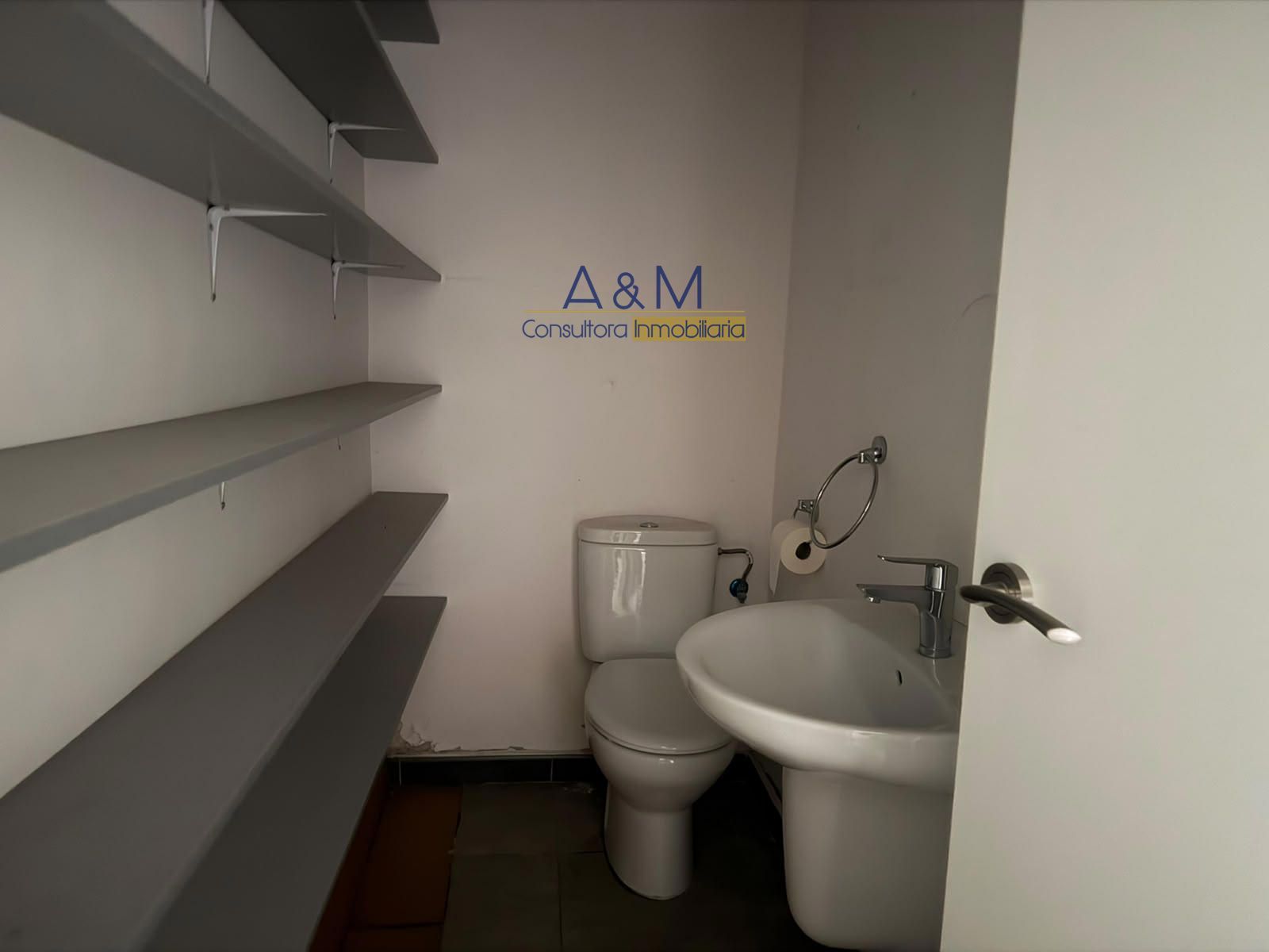 SE VENDE EDIFICIO EN CALLE MANTERIA - Foto 52