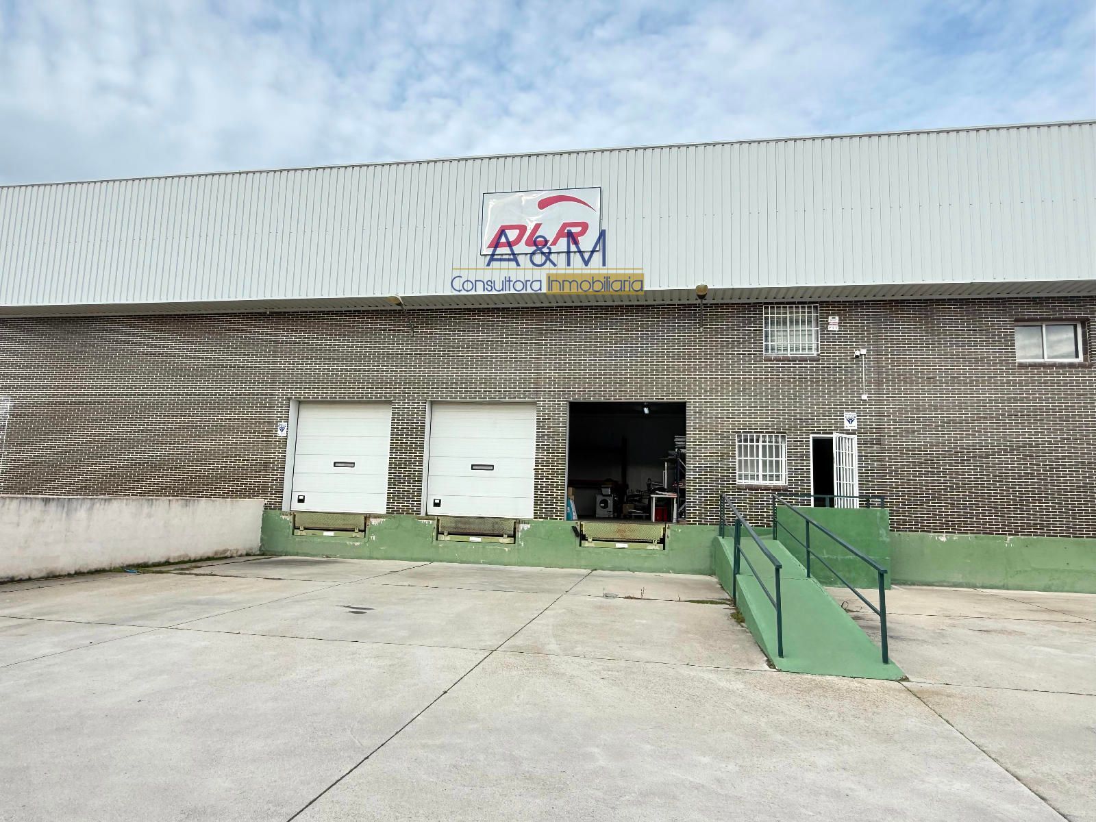 Nave Industrial en venta Aldeamayor de San Martin, Valladolid. Ref: 6494. A&M Consultora Inmobiliaria