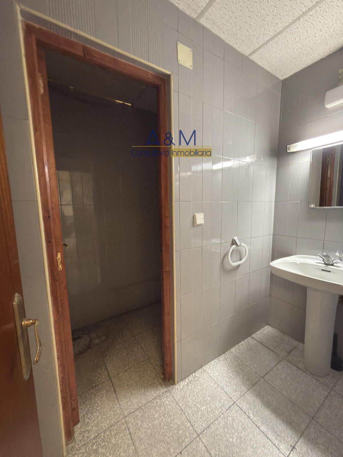 VENTA DE 2 NAVES JUNTAS EN CALLE COBALTO - Foto 7