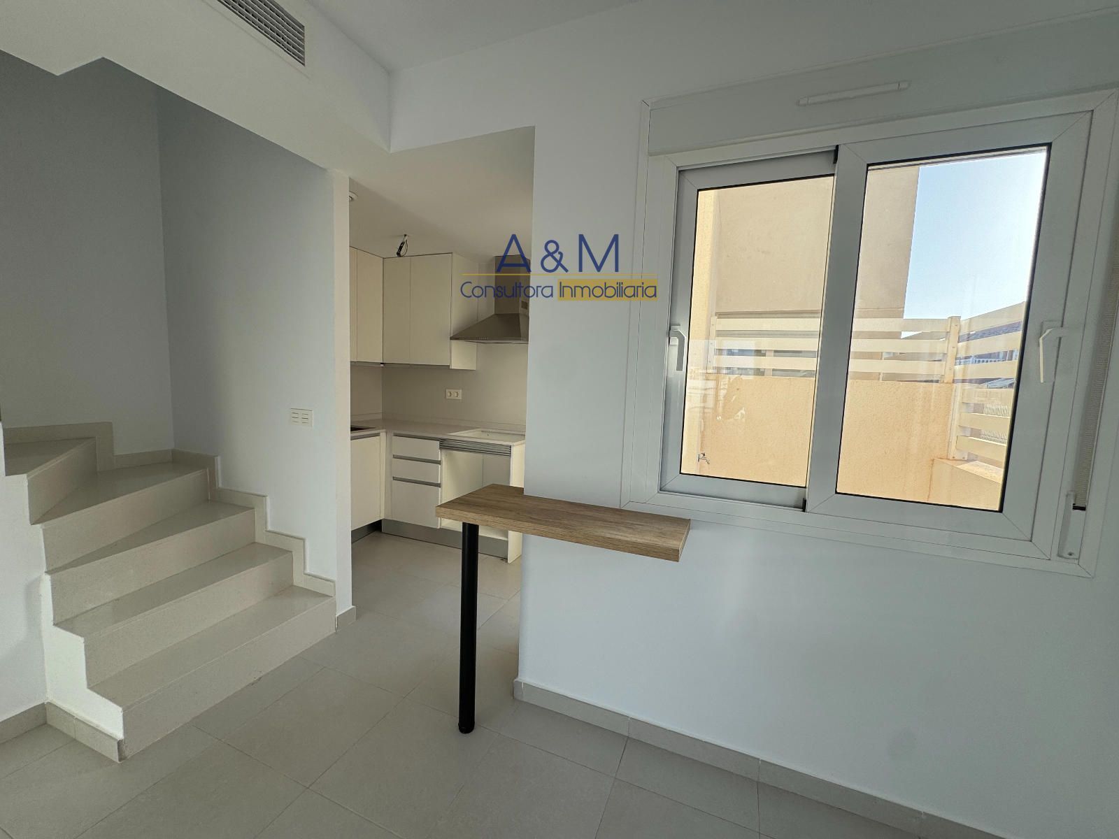 ADOSADO 2 HABITACIONES CON SOLARIUM EN GRAN ALACANT, ALICANTE
