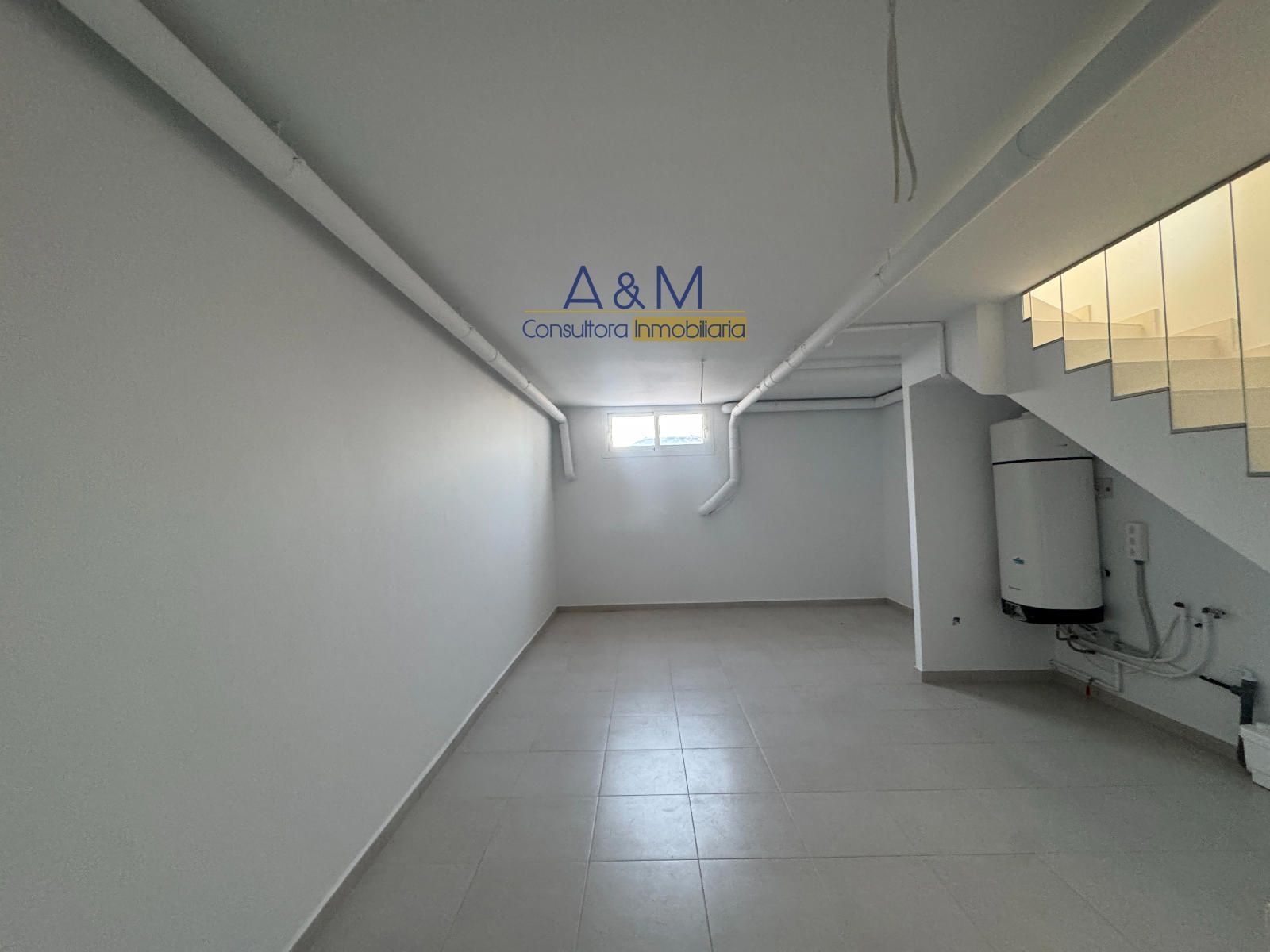 ADOSADO 2 HABITACIONES CON SOLARIUM EN GRAN ALACANT, ALICANTE