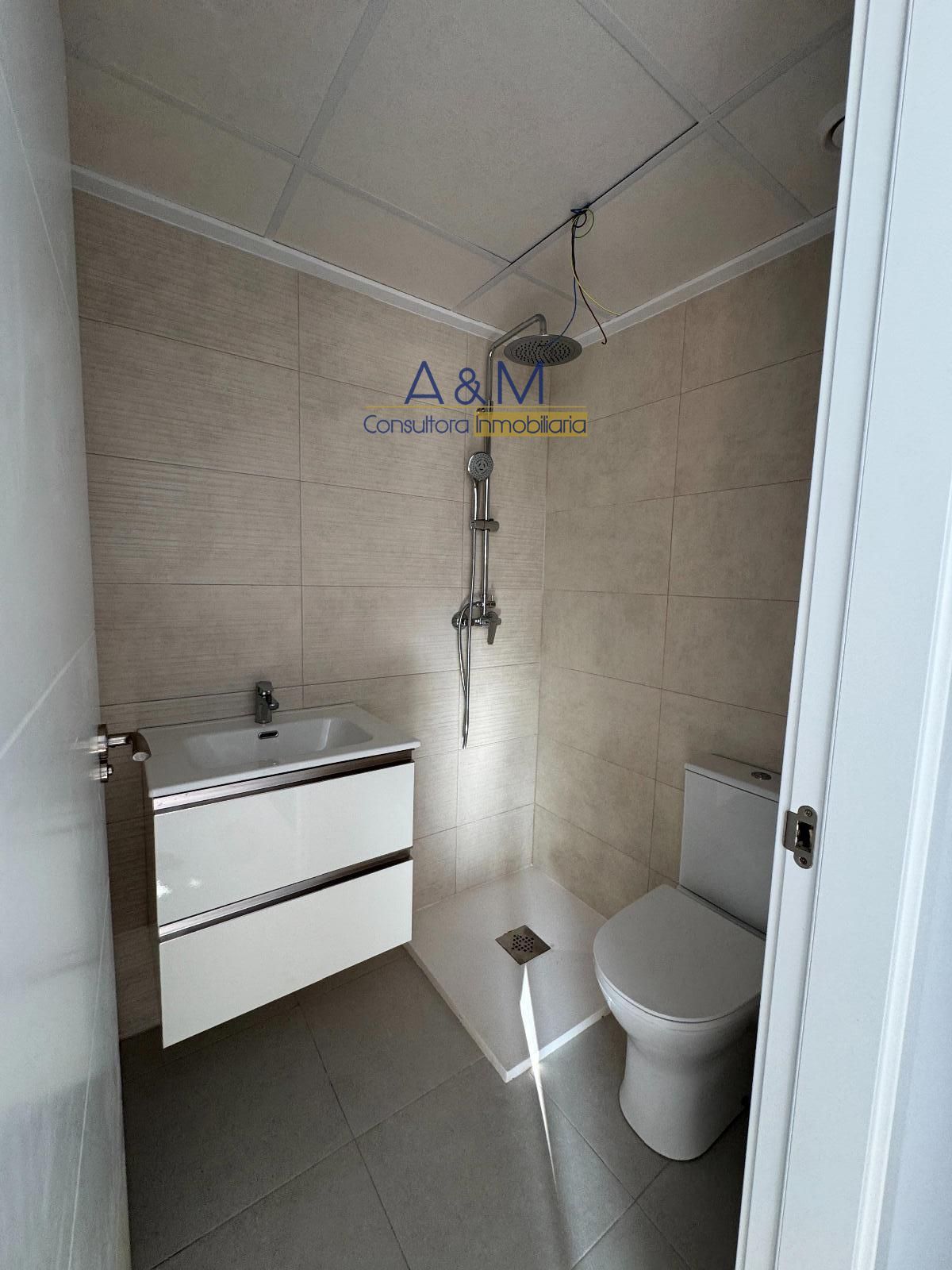 ADOSADO 2 HABITACIONES CON SOLARIUM EN GRAN ALACANT, ALICANTE