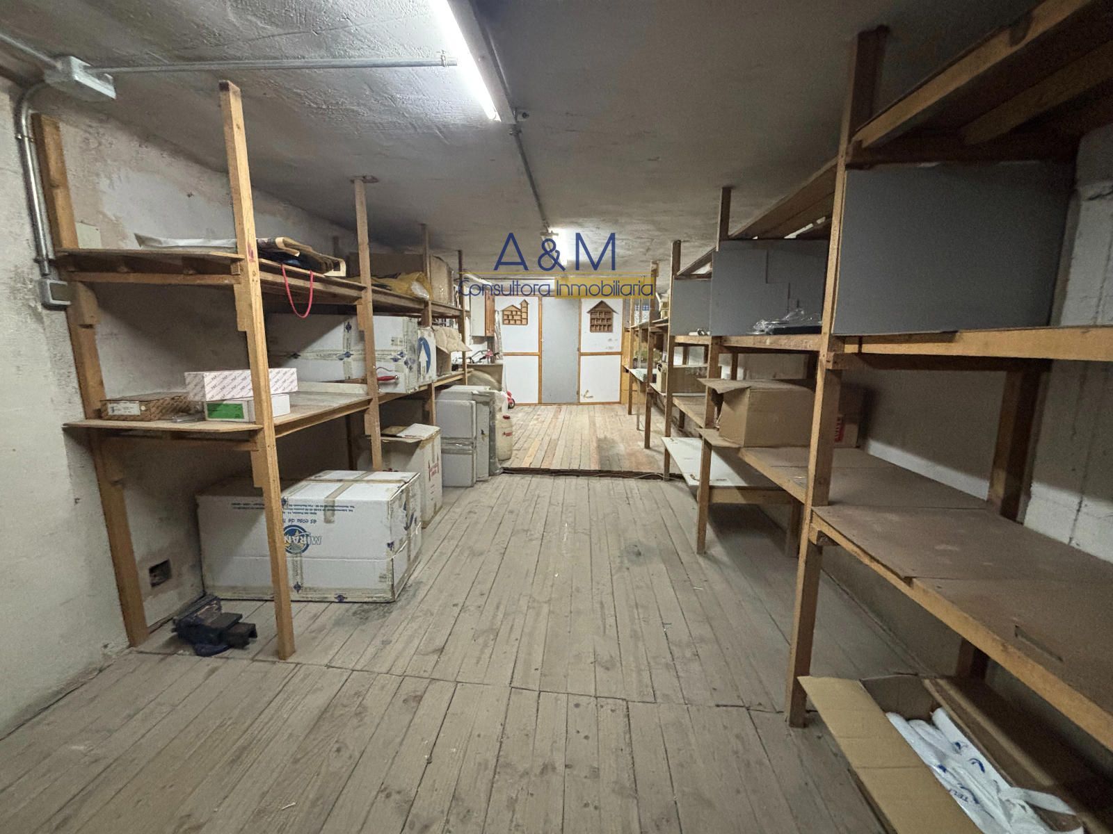 Entreplanta - VENTA DE LOCAL EN CALLE VEGAFRIA