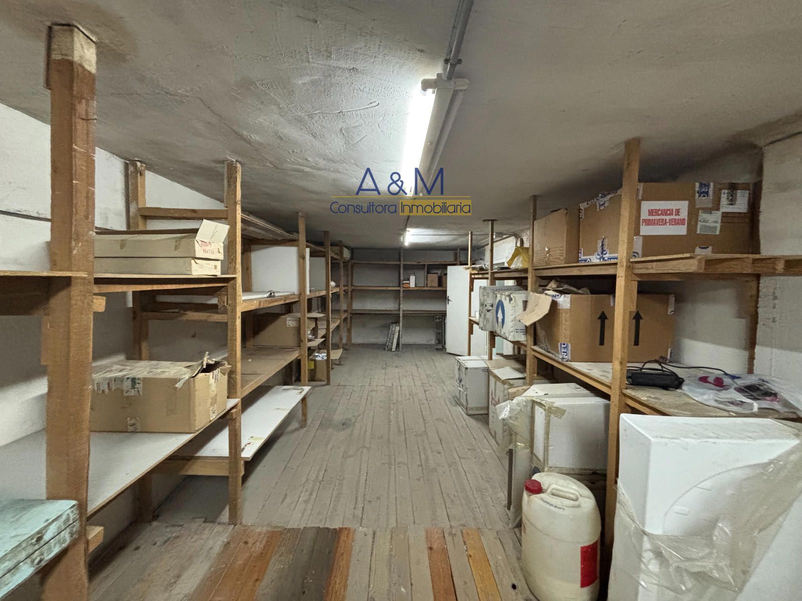 Entreplanta - VENTA DE LOCAL EN CALLE VEGAFRIA