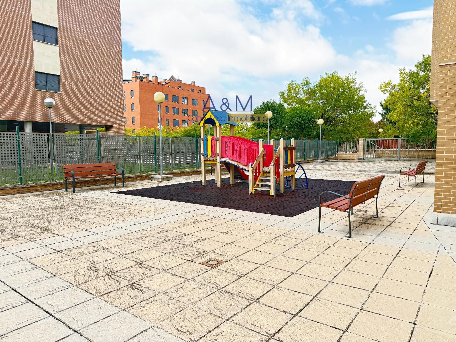 Exterior/Jardín - PISO EN VENTA ZONA HOSPITAL NUEVO