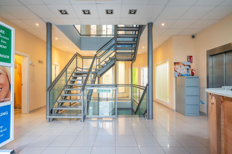 Edificio Singular en venta y alquiler Vera, Almería. Ref: 1001. Equipo Ascensión de Aynat