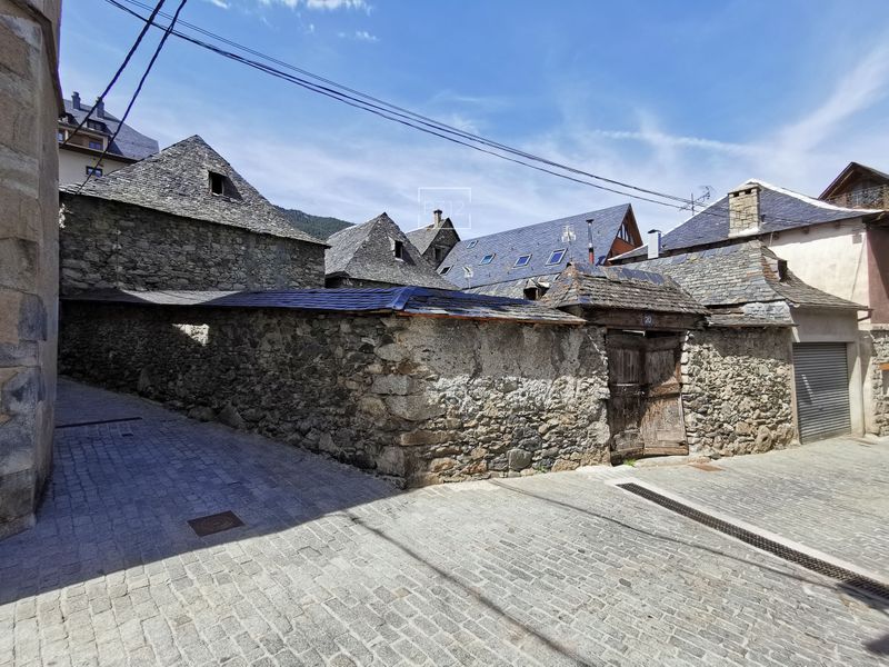 Casa en venta Vielha/Viella, Lleida. Ref: 1212. B312 REAL ESTATE