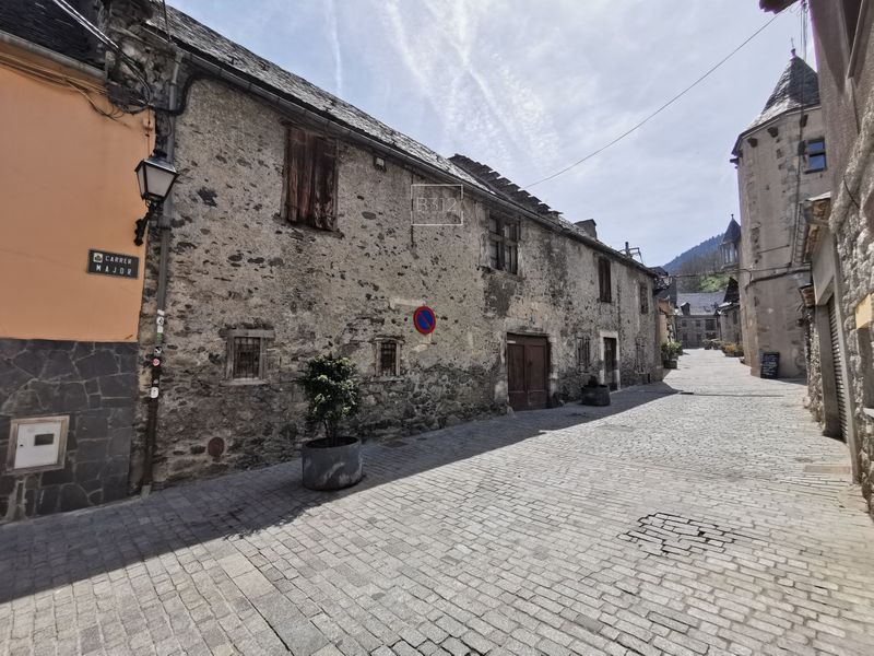 Casa en venta Vielha/Viella, Lleida. Ref: 1213. B312 REAL ESTATE