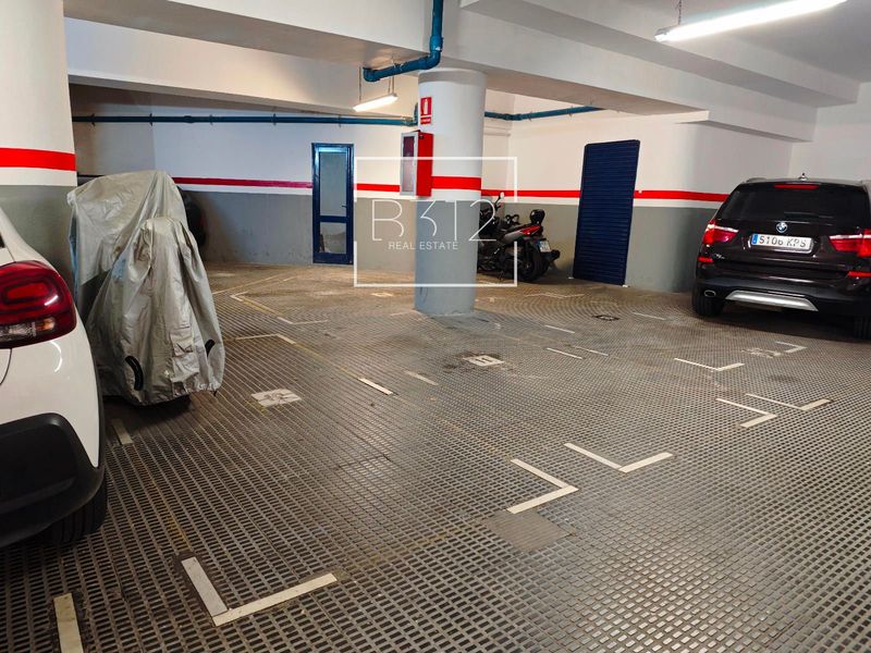 Garaje en venta Barcelona. Ref: 2702. B312 REAL ESTATE