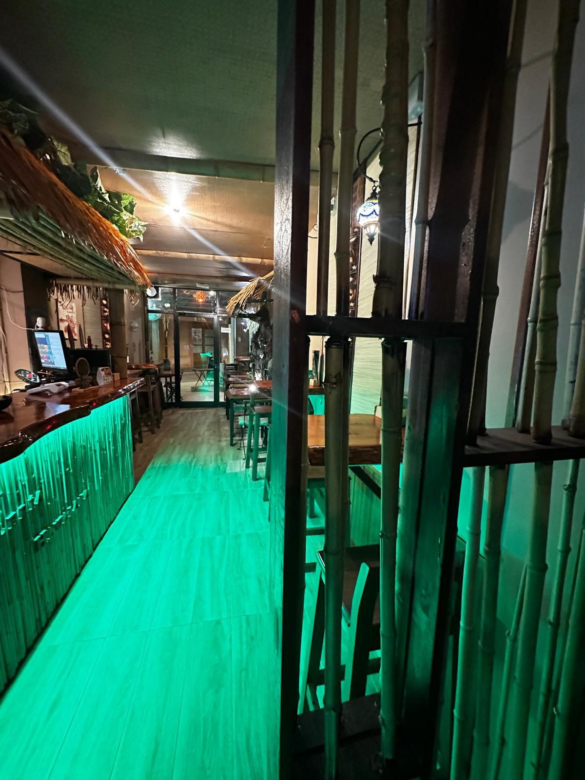 COCTELERIA EN TRASPASO EN CENTRO GAVA - Foto 21