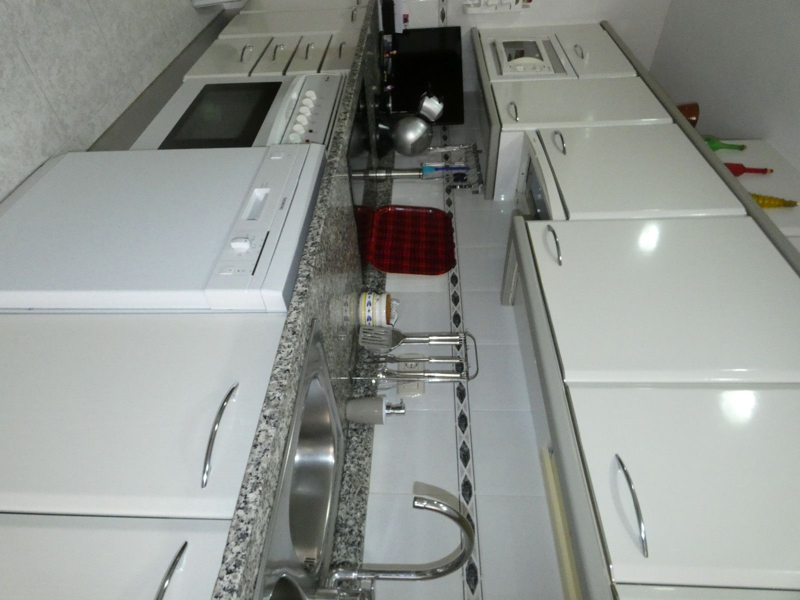 LUMINOSO PISO EN VENTA EN GAVA - Foto 5