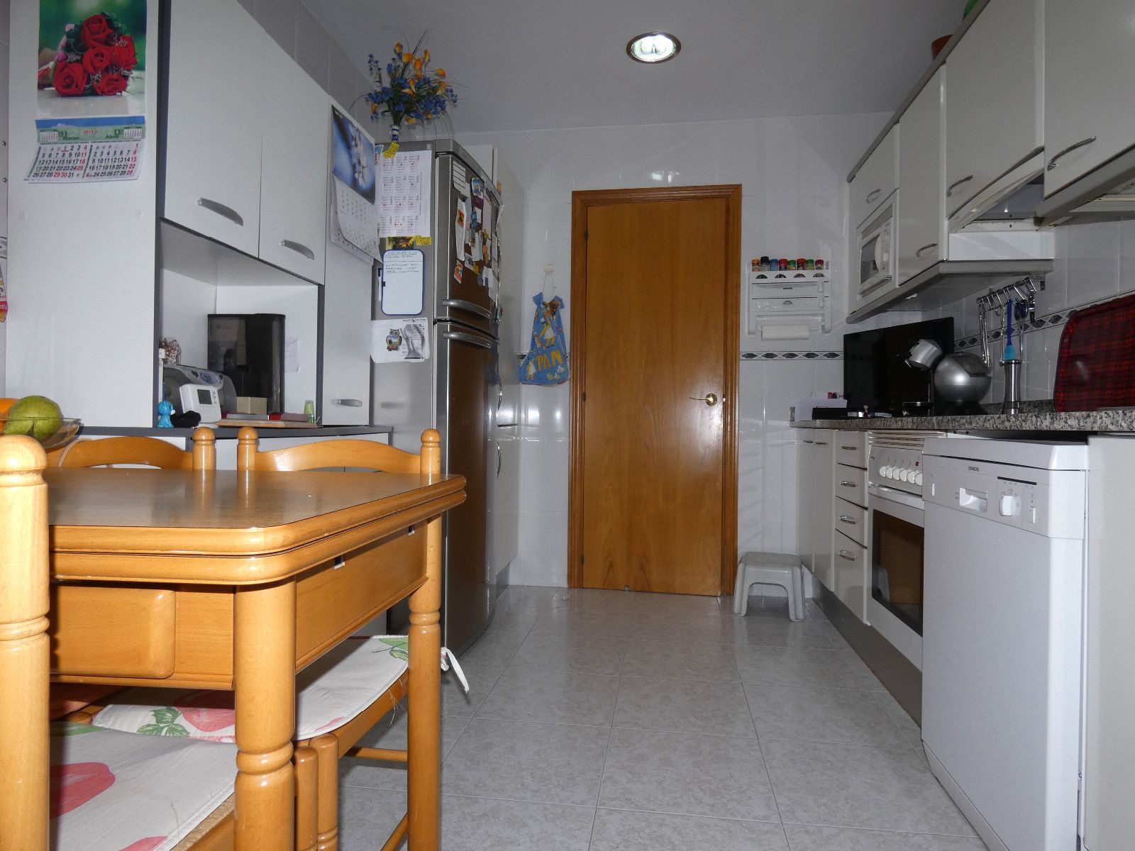 LUMINOSO PISO EN VENTA EN GAVA - Foto 6