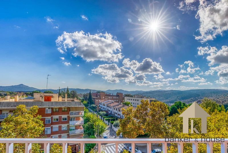 Piso en venta Cerdanyola del Vallès, Barcelona. Ref: 1707. Banker & House
