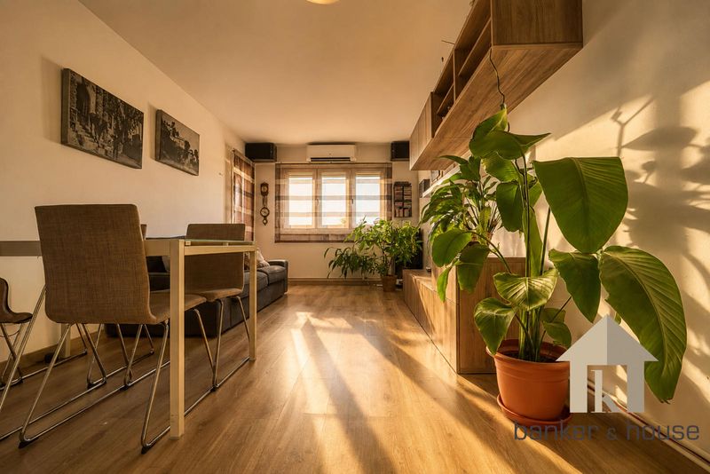 Piso en venta Cerdanyola del Vallès, Barcelona. Ref: 2191. Banker & House