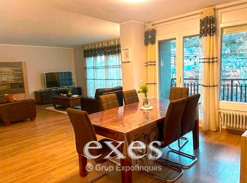 Pis en venda Sant Julia De Loria, Andorra. Ref: 1033. Exes Grup Expofinques