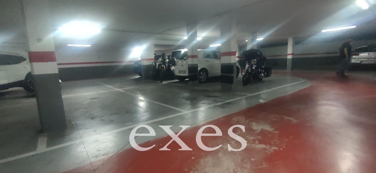 Parking El Guinardó: coche grande. 16.900€ - Foto 8