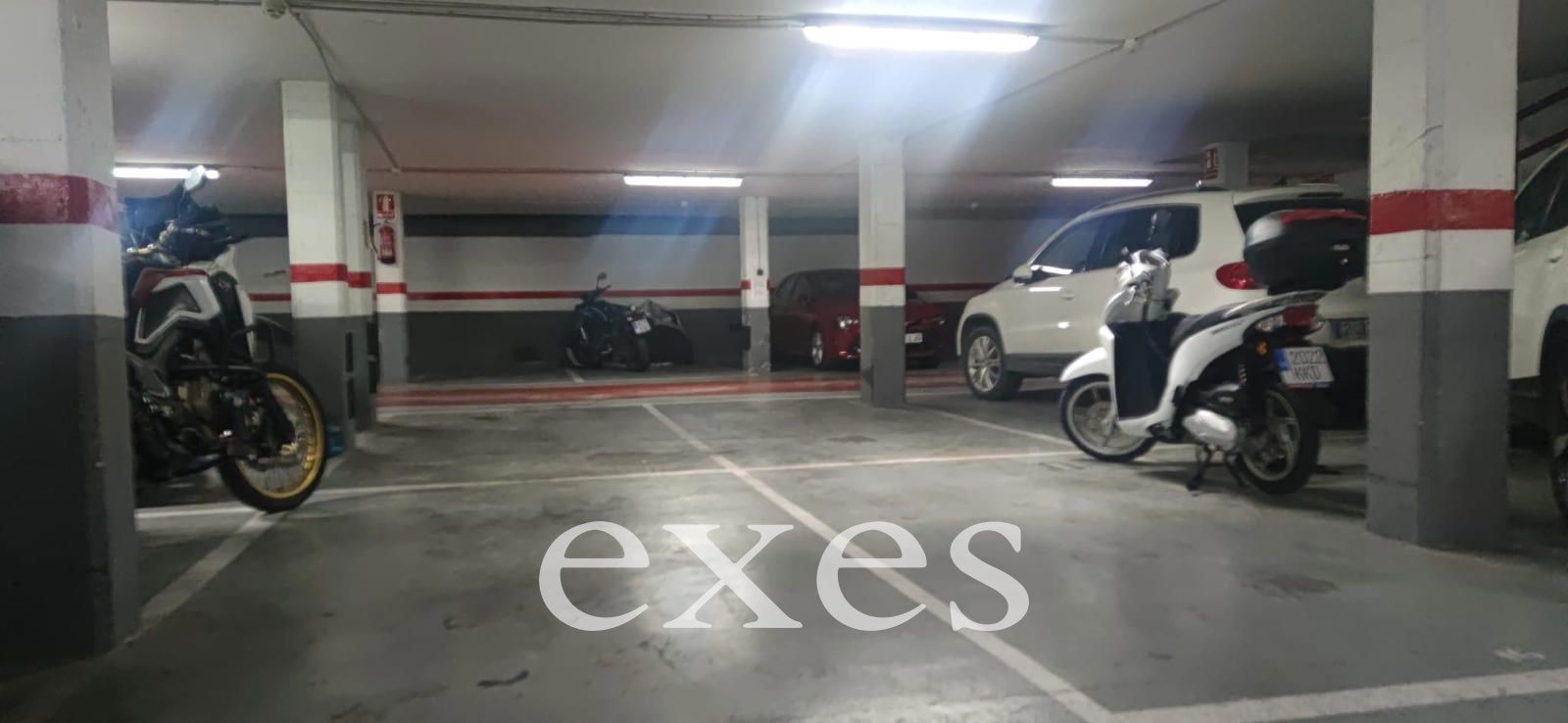 Parking El Guinardó: coche grande. 16.900€ - Foto 9
